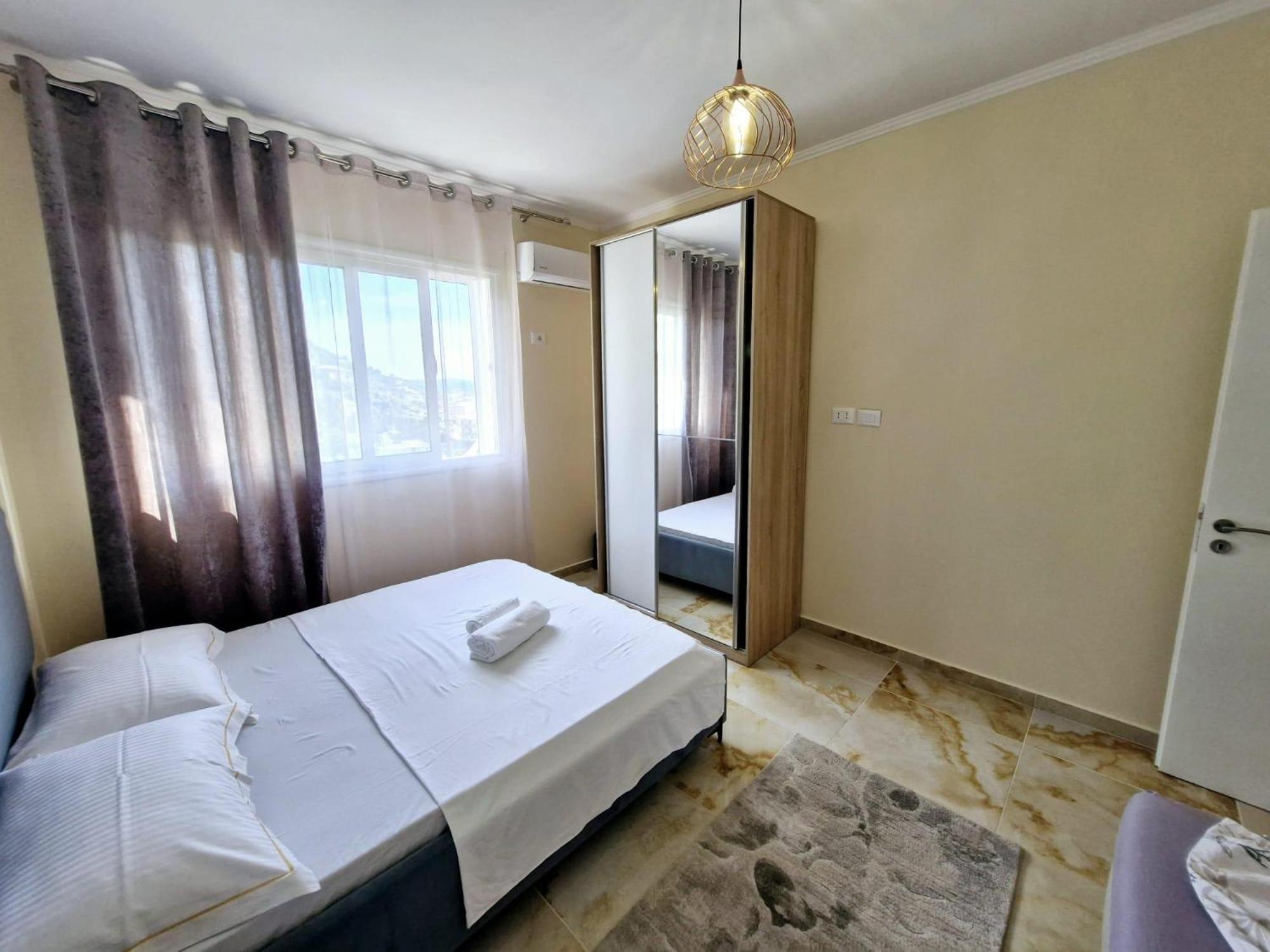 Sunset Vista Retreat Apartment Vlore Luaran gambar