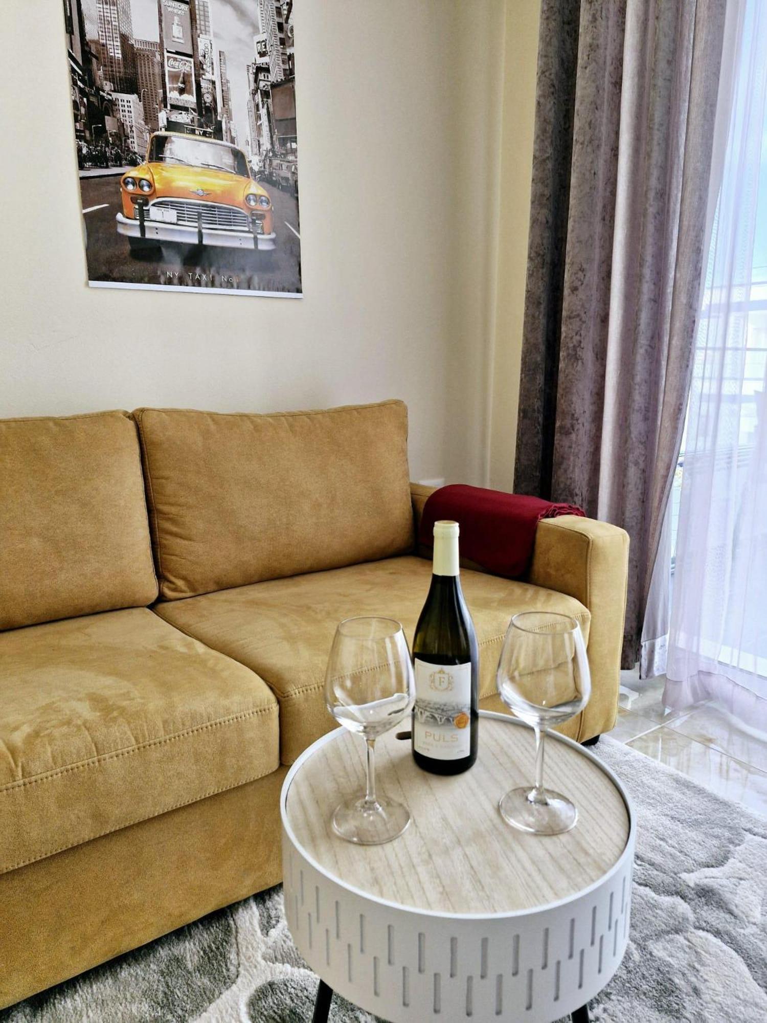 Sunset Vista Retreat Apartment Vlore Luaran gambar