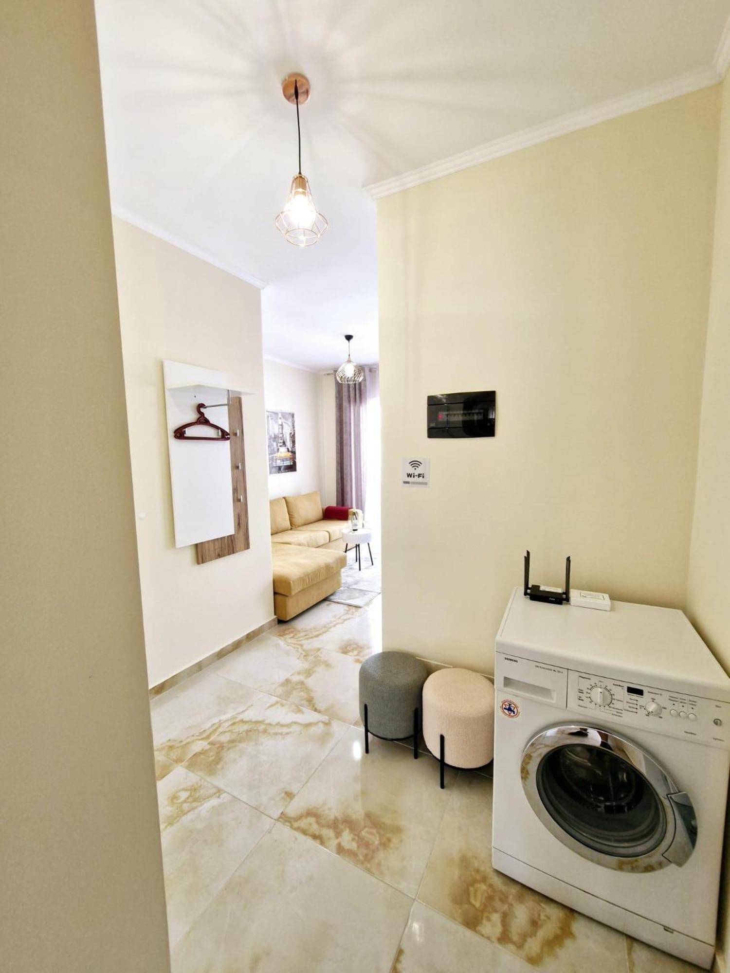 Sunset Vista Retreat Apartment Vlore Luaran gambar