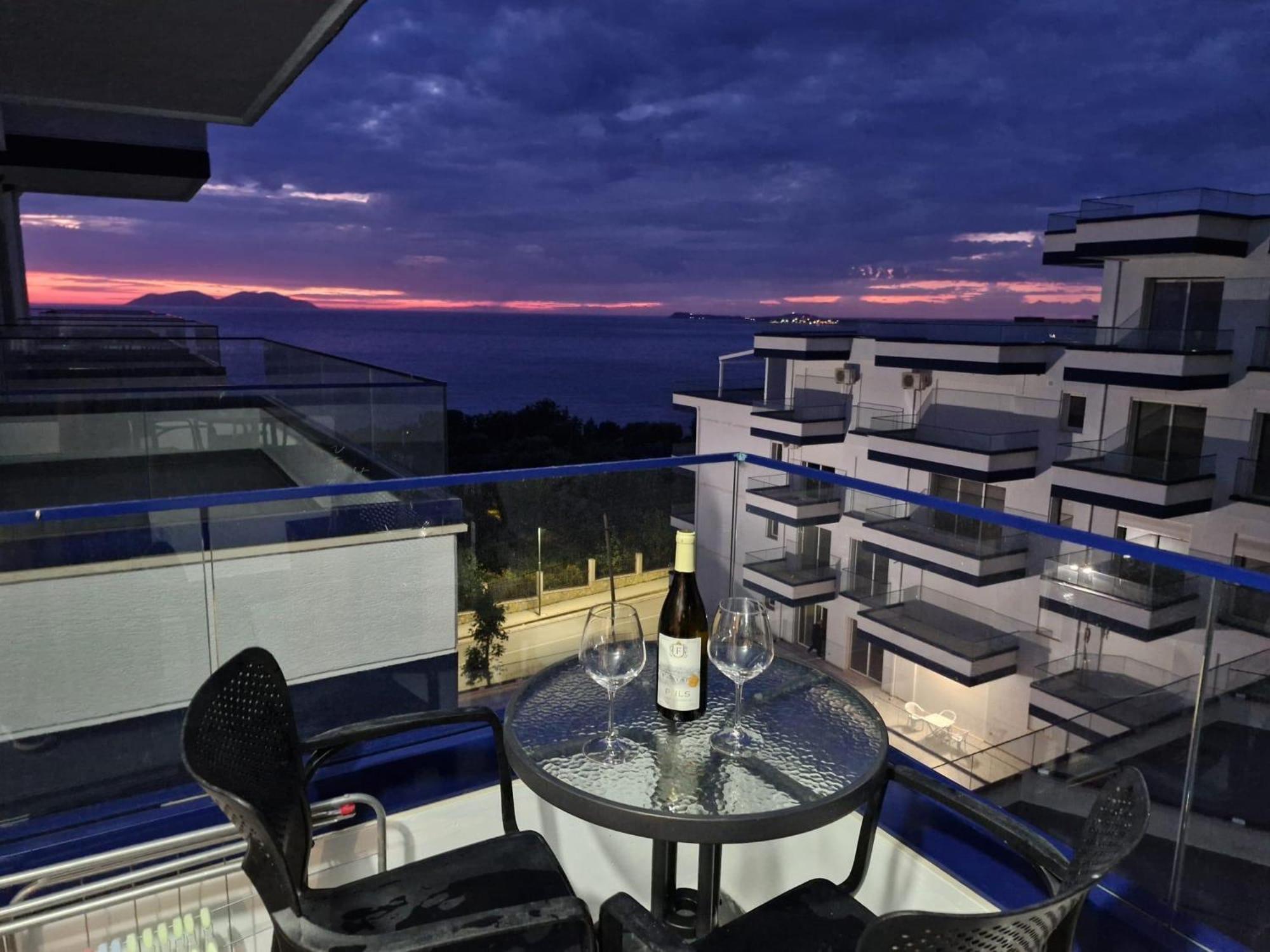 Sunset Vista Retreat Apartment Vlore Luaran gambar